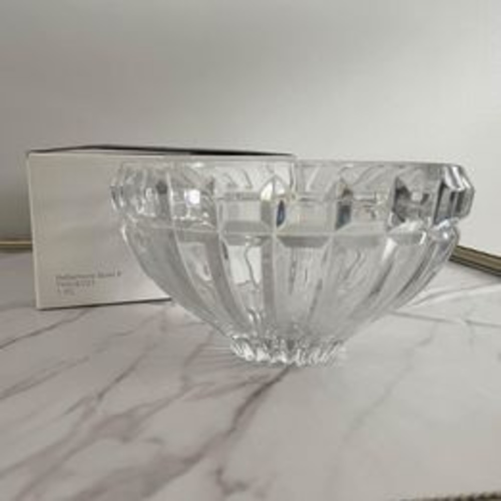 Vintage Crystal Mikasa Reflections 9in Round Bowl